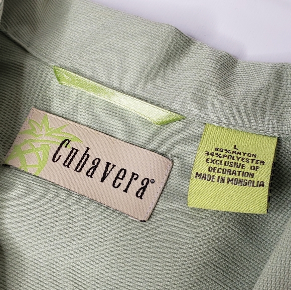 Cubavera Cuban Style Triad Racing Development Logo Rayon Blend NWT Large - Picture 16 of 16